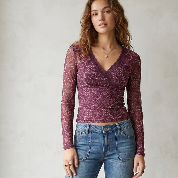 Vintage Tops - Vintage New York & Co. Maroon Geometric Floral Mesh Knit Babydoll Top Small